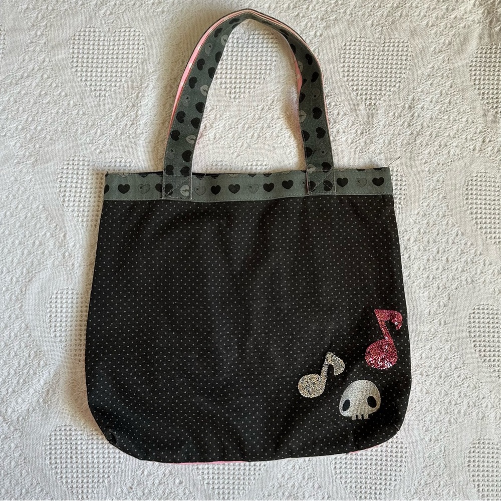 🎀 SOLD 🎀
Sanrio x Loungefly Kuromi tote bag!! - Picture 2 of 4